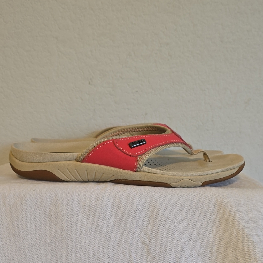 Propet Pink Leather Upper Women's Slip-On Sandals. Size 8 - Picture 2 of 14